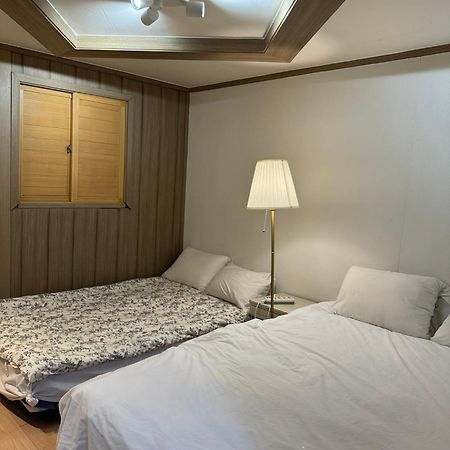 G Mini Hotel Dongdaemun Szöul Kültér fotó
