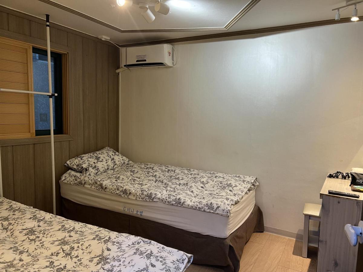 G Mini Hotel Dongdaemun Szöul Kültér fotó