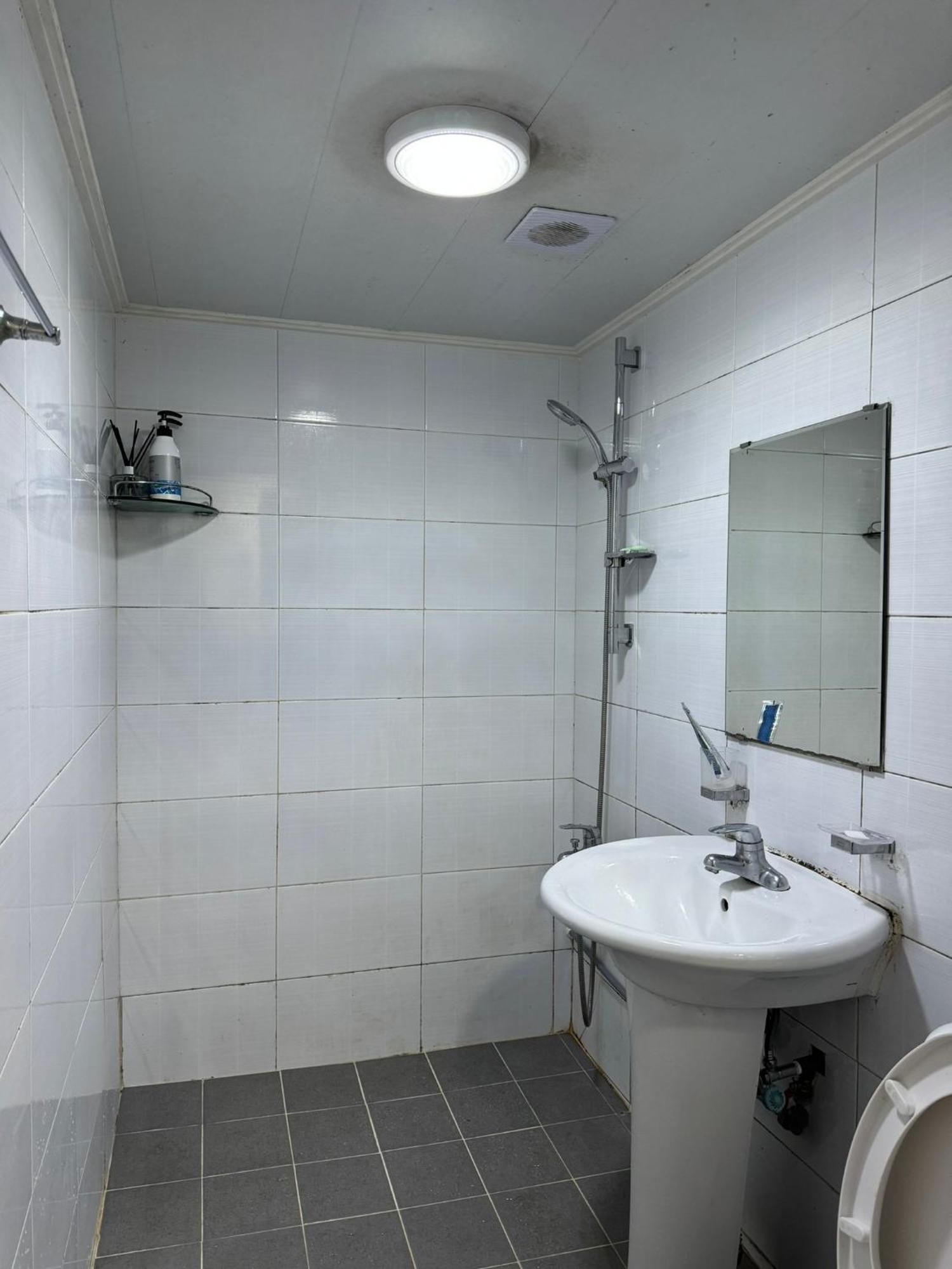G Mini Hotel Dongdaemun Szöul Kültér fotó