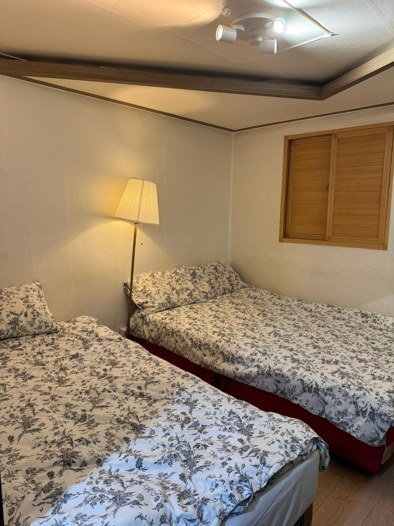 G Mini Hotel Dongdaemun Szöul Kültér fotó